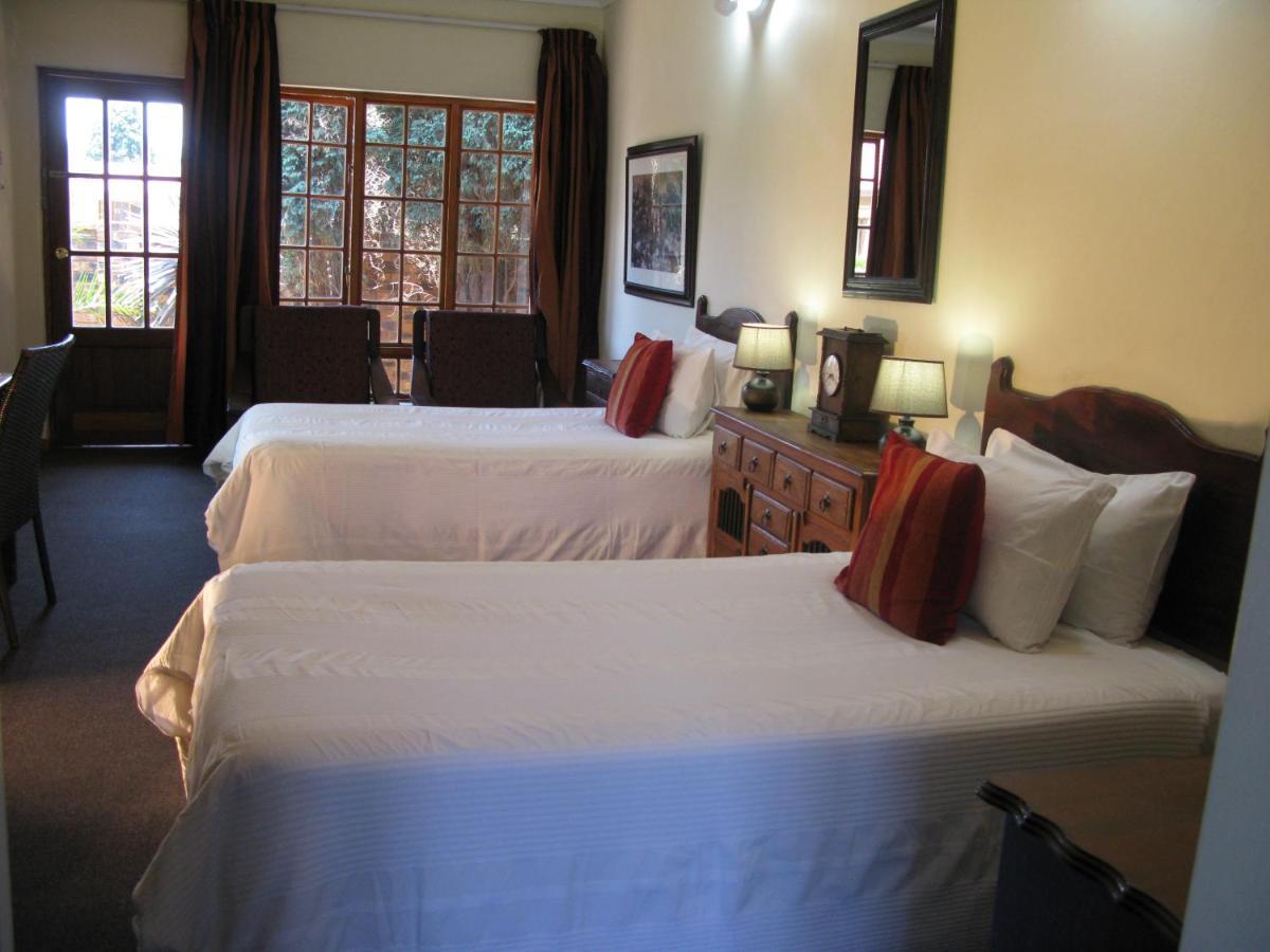 Aero Guest Lodge Kempton Park Luaran gambar