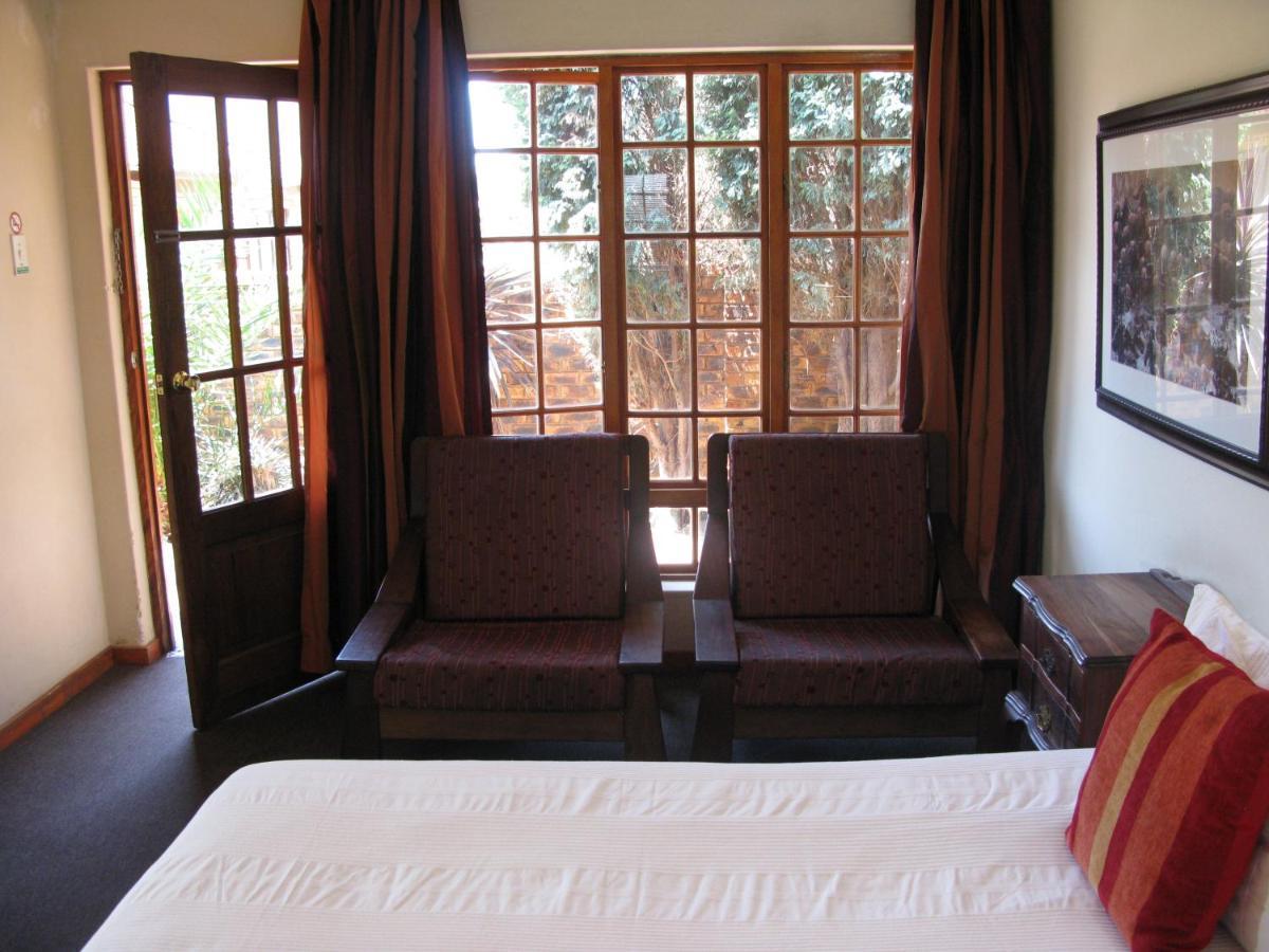 Aero Guest Lodge Kempton Park Luaran gambar