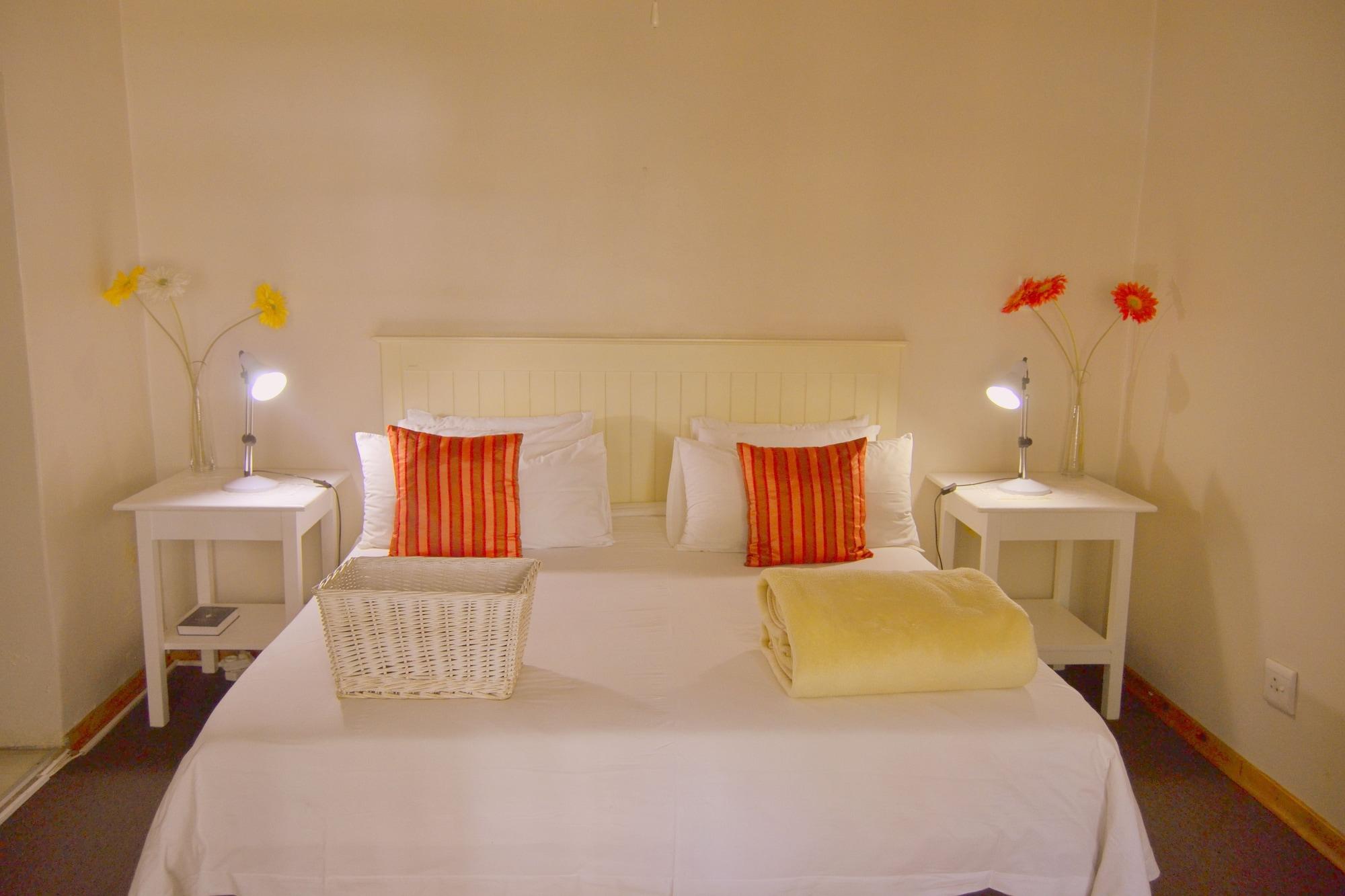 Aero Guest Lodge Kempton Park Luaran gambar
