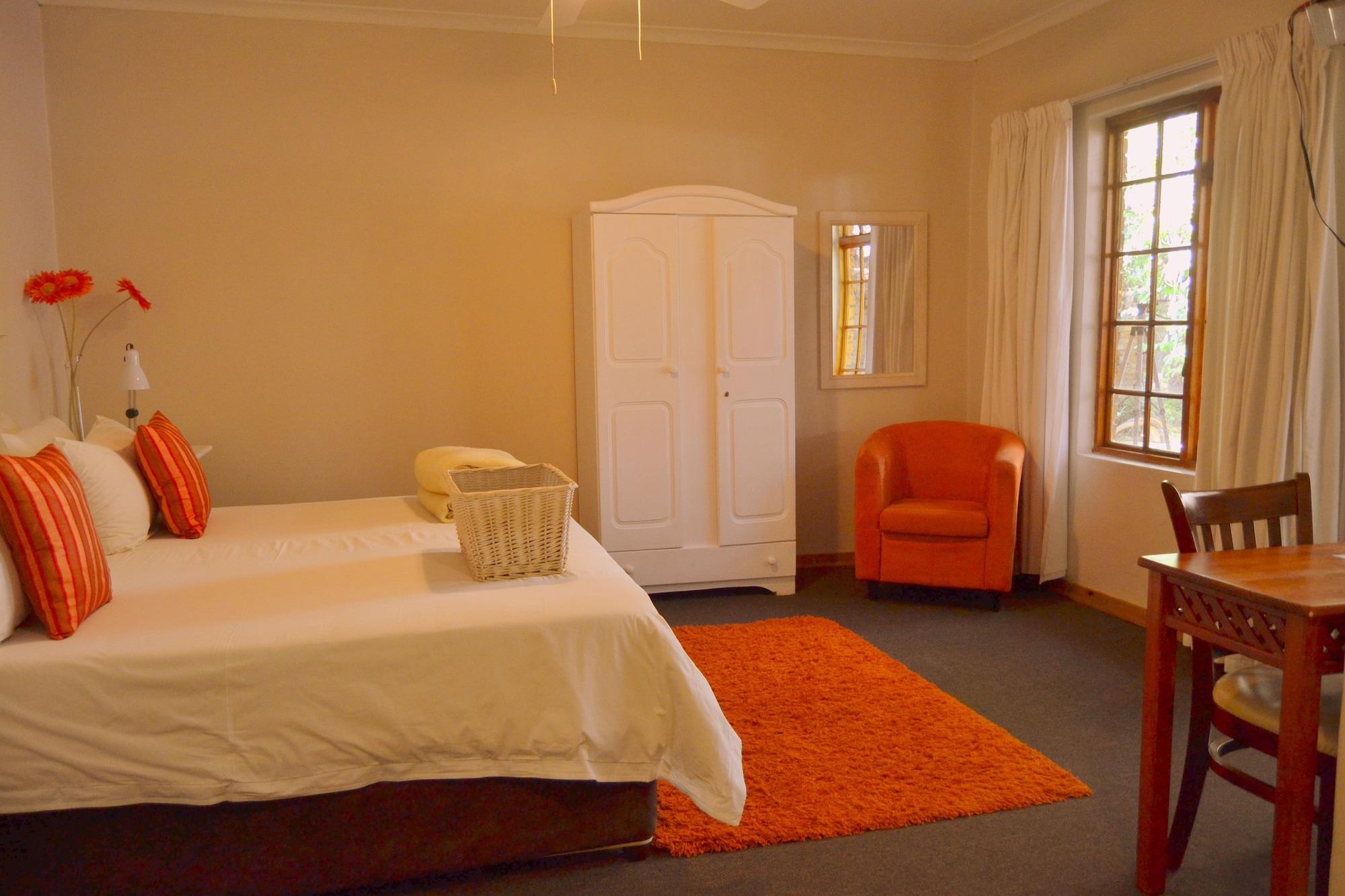 Aero Guest Lodge Kempton Park Luaran gambar