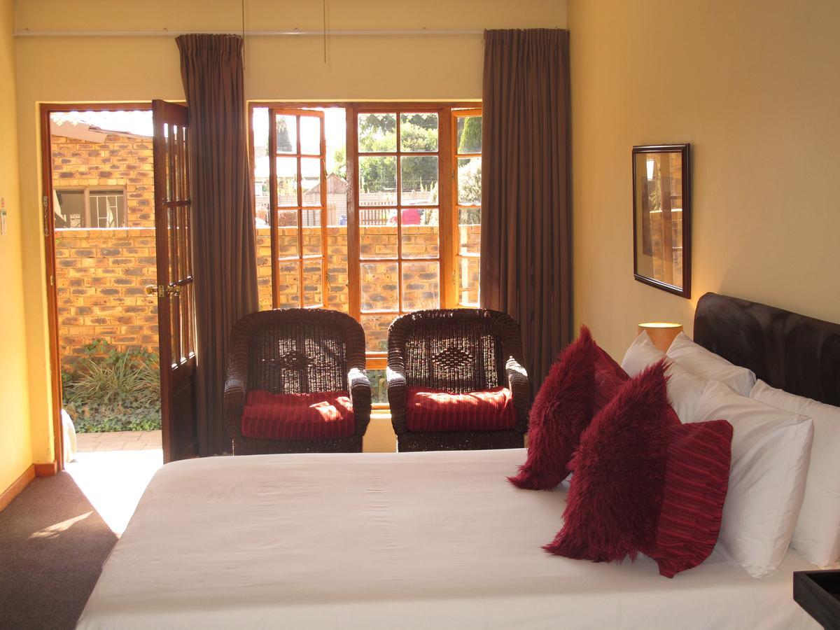 Aero Guest Lodge Kempton Park Luaran gambar