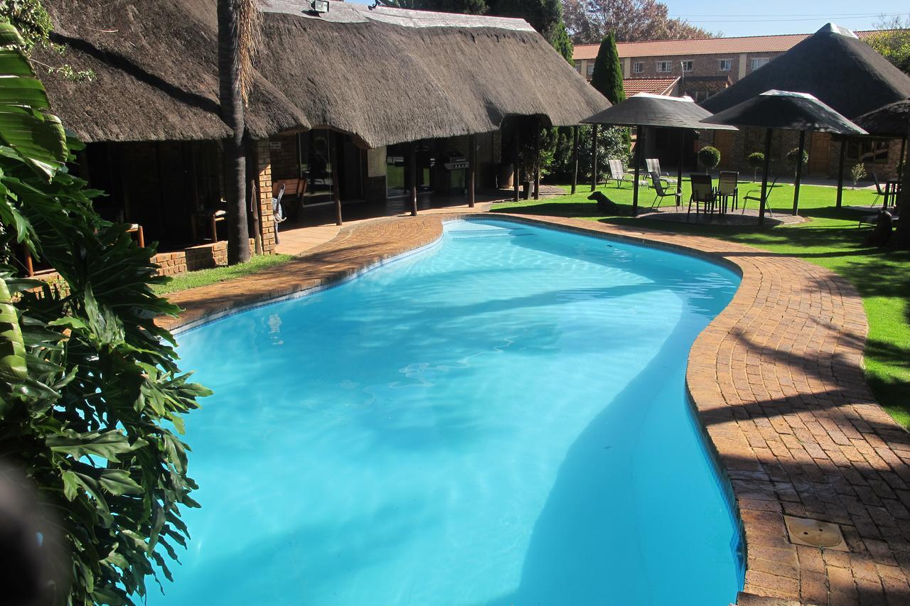 Aero Guest Lodge Kempton Park Luaran gambar