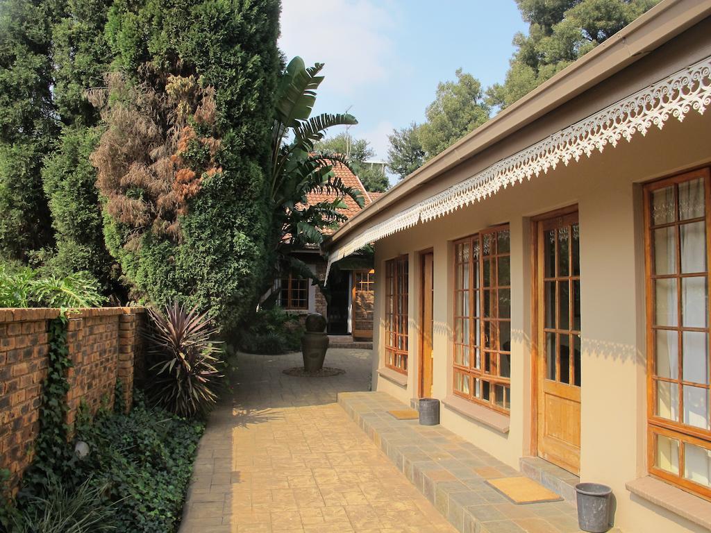 Aero Guest Lodge Kempton Park Luaran gambar