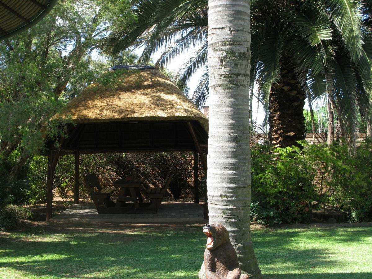 Aero Guest Lodge Kempton Park Luaran gambar