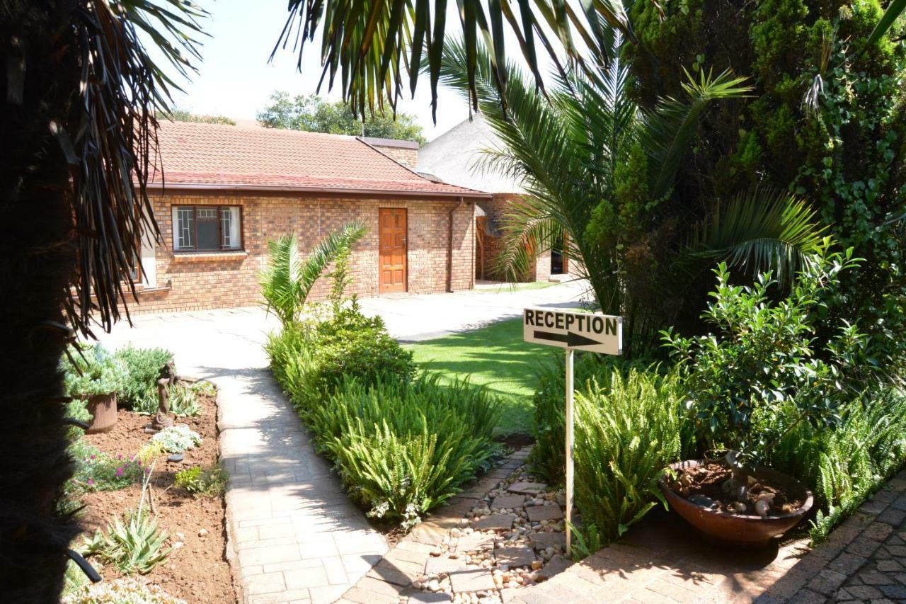 Aero Guest Lodge Kempton Park Luaran gambar