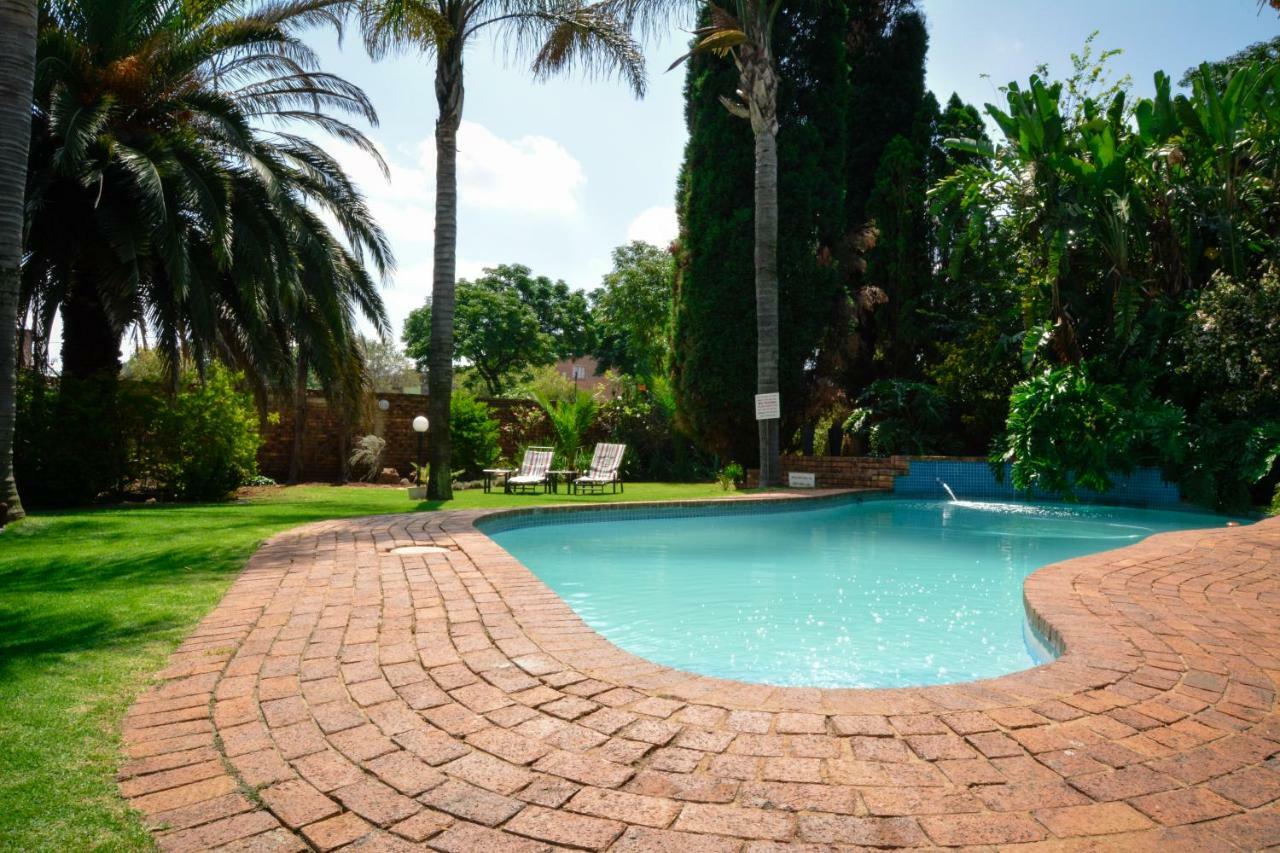 Aero Guest Lodge Kempton Park Luaran gambar